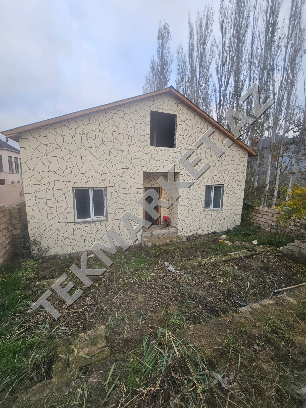 Bakıxanov qəsəbəsi,həyət evi.